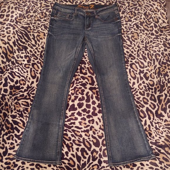 Size 10 Seven7 Bootcut Jeans Rhinestone Crystal Stretch Denim - Picture 1 of 4